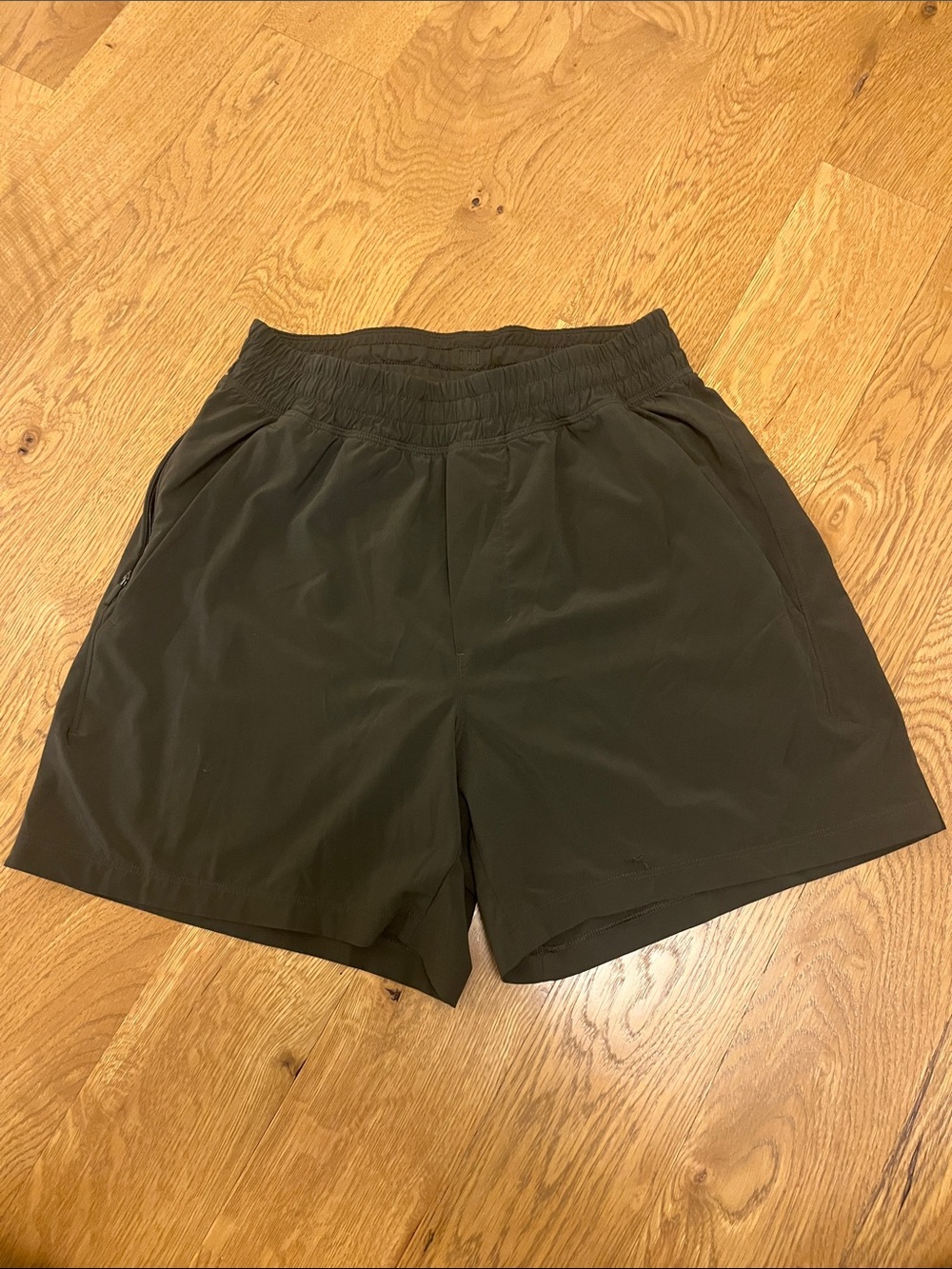 Lululemon Men's Performance Shorts XS in Olive